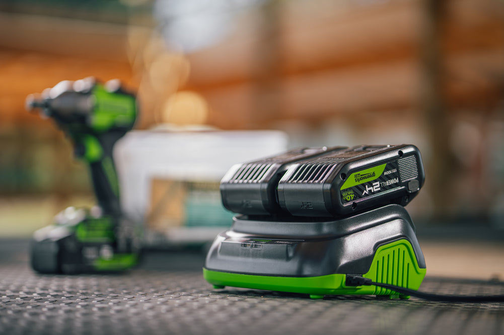 POWERALL 24V PRO Dual-Slot-Ladegerät 8A